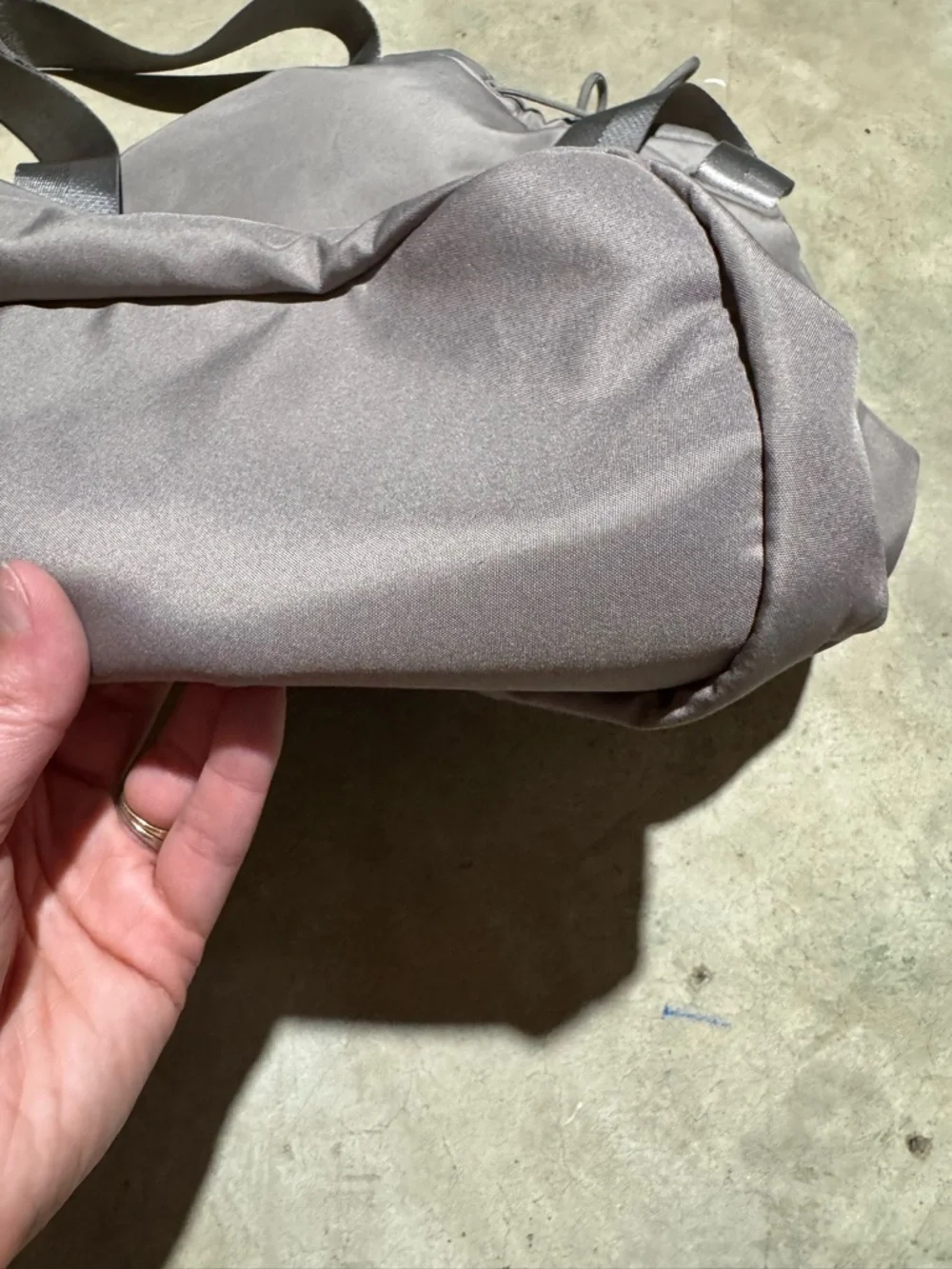 Beyond Yoga Drawstring Backpack Gym Bag Neutral Gray Workout Exercise‎ Sports